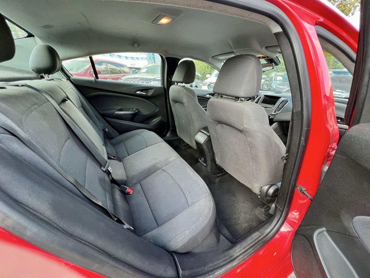 Chevrolet Cruze 4dr Sdn LT 2019