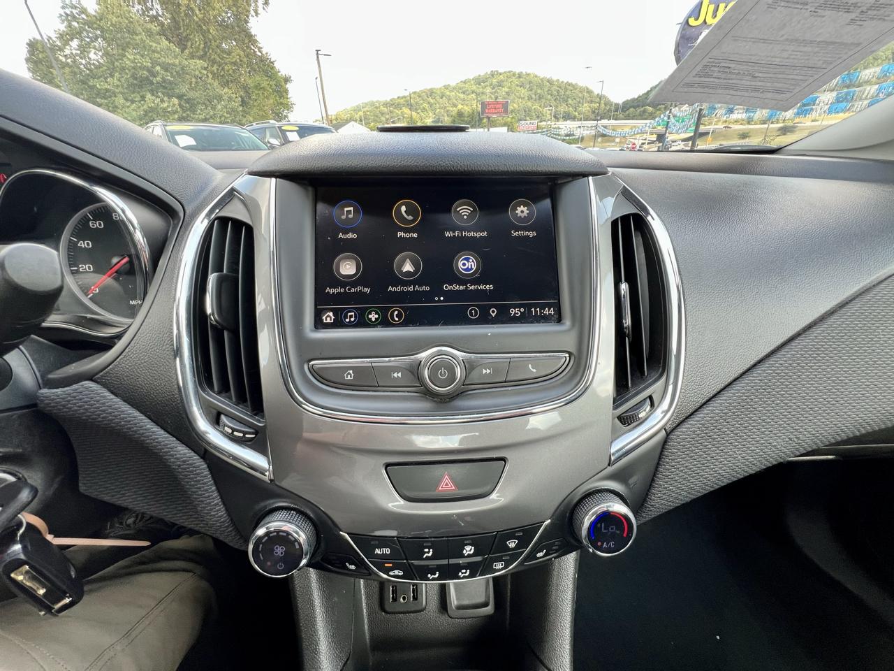 Chevrolet Cruze 4dr Sdn LT 2019