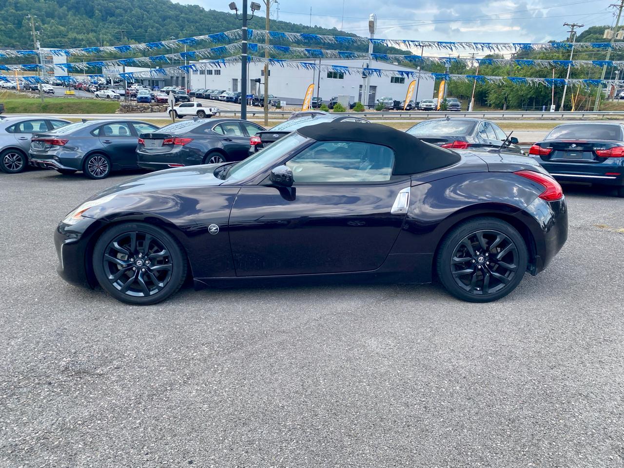 Nissan 370Z 2dr Roadster Auto Touring 2016