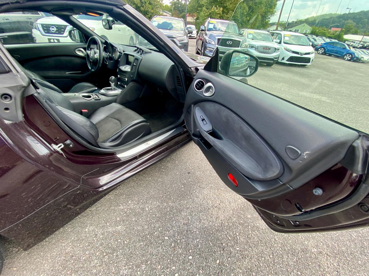 Nissan 370Z 2dr Roadster Auto Touring 2016