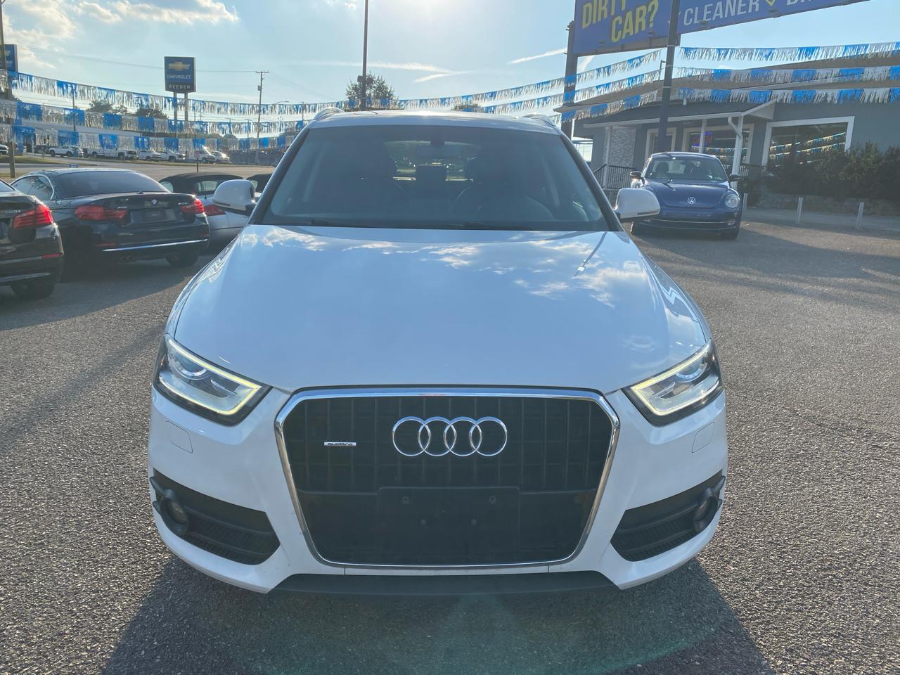 Audi Q3 quattro 4dr 2.0T Prestige 2015