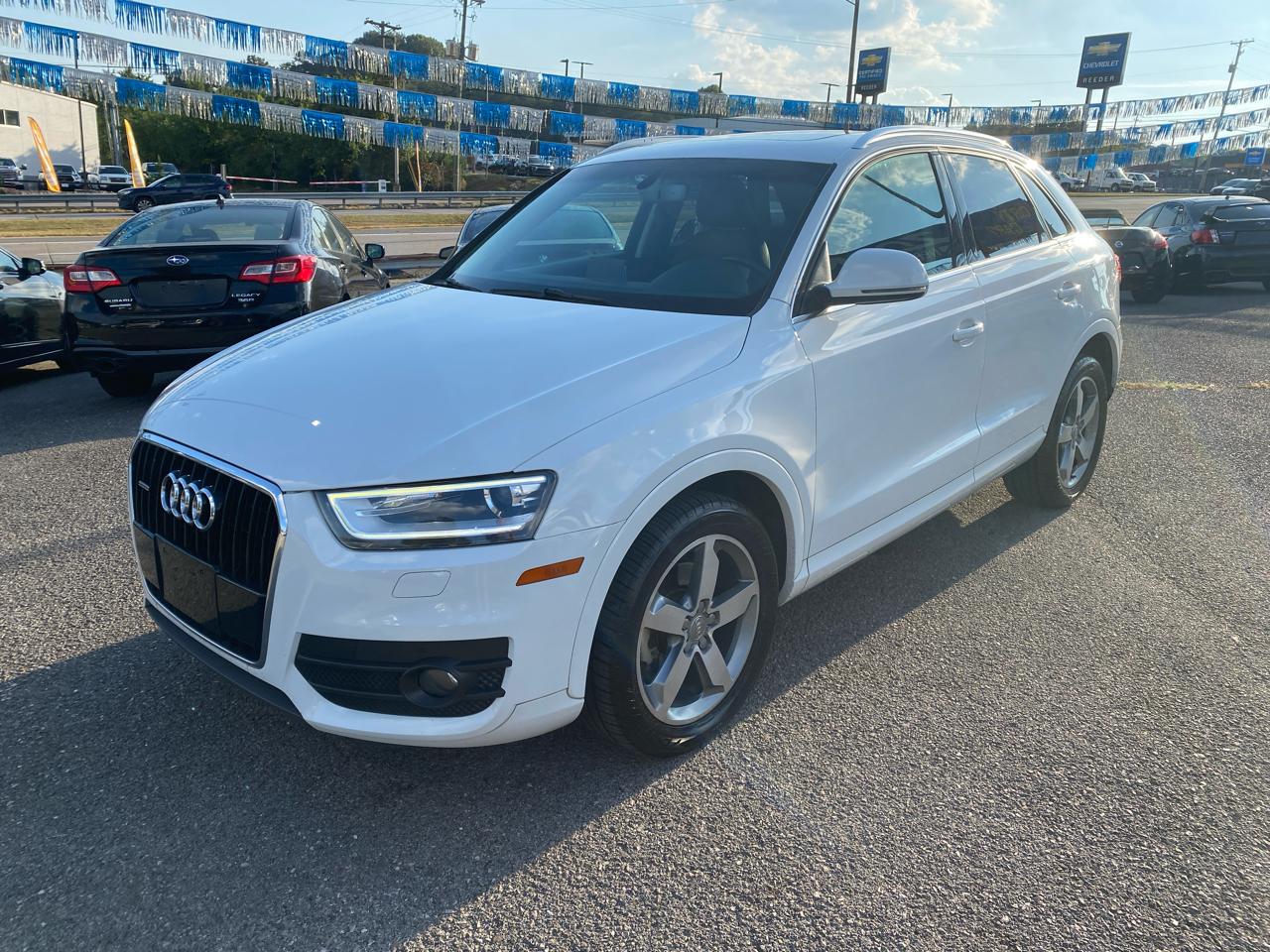 Audi Q3 quattro 4dr 2.0T Prestige 2015