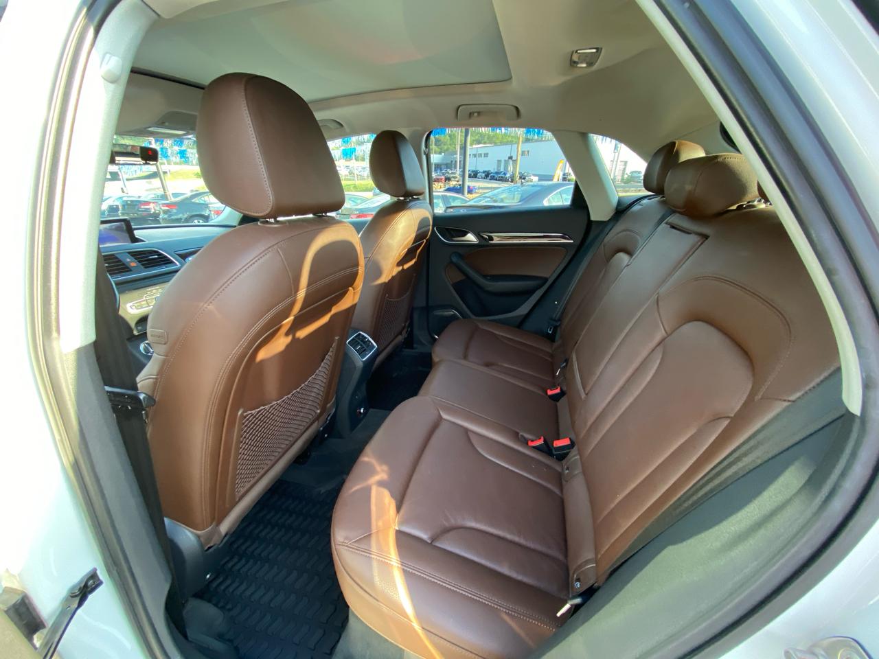 Audi Q3 quattro 4dr 2.0T Prestige 2015