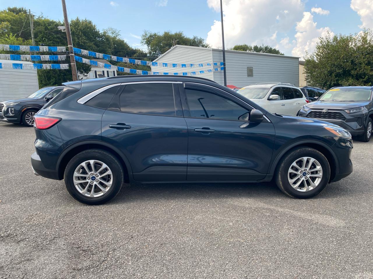 Ford Escape SE FWD 2022