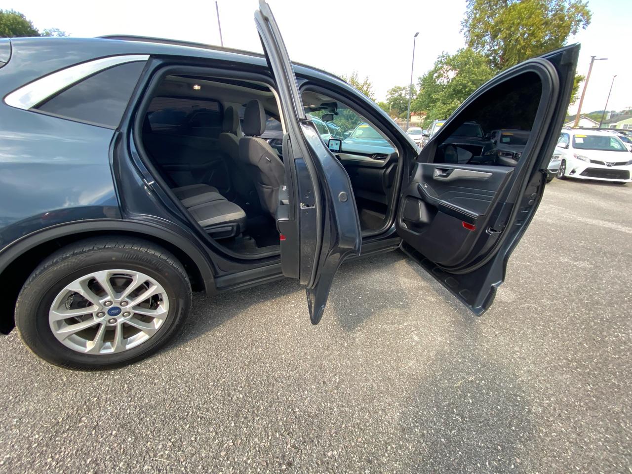 Ford Escape SE FWD 2022