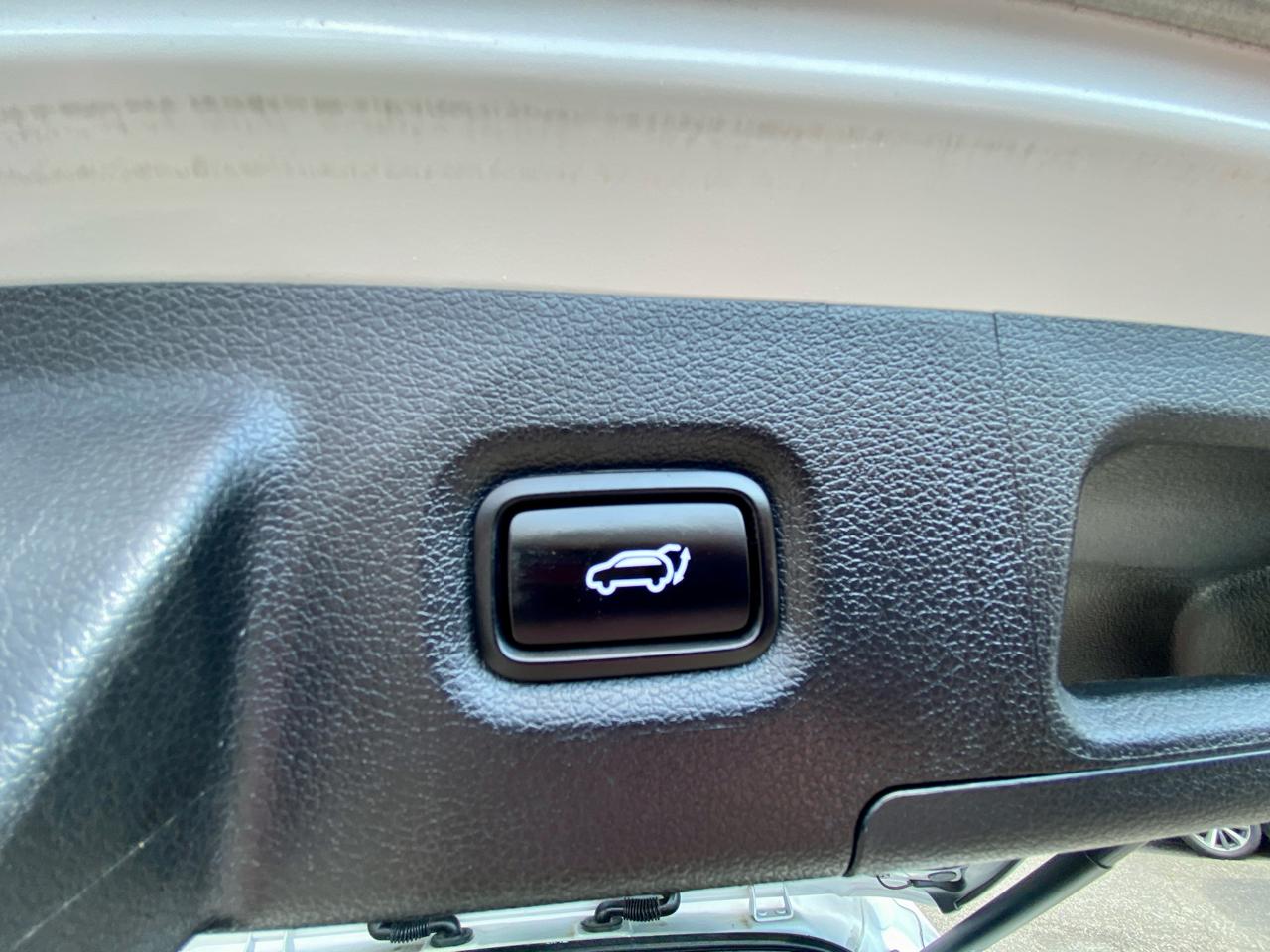 Hyundai Santa Fe Hybrid Limited AWD 2023