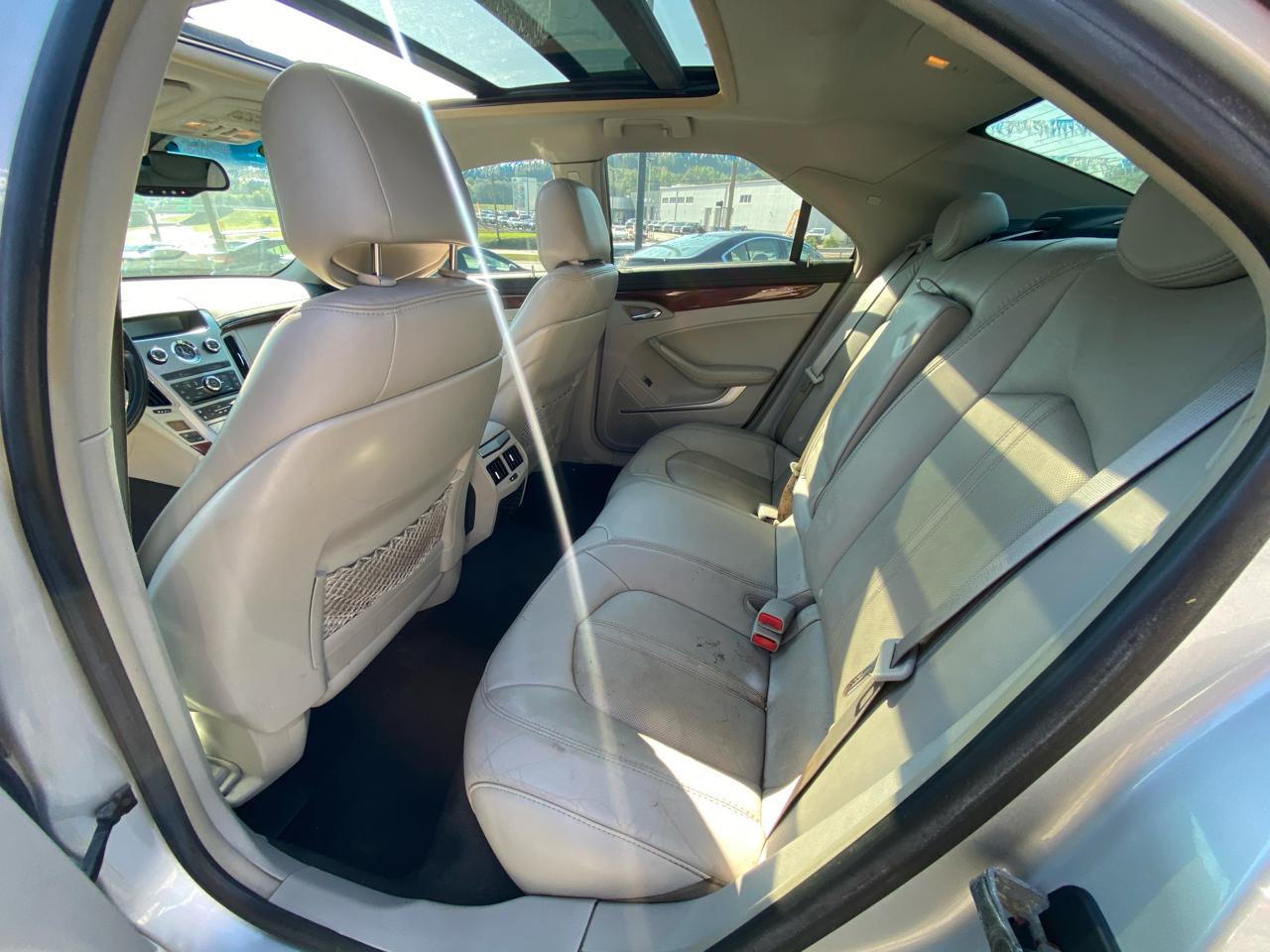 Cadillac CTS 4dr Sdn RWD w/1SB 2009
