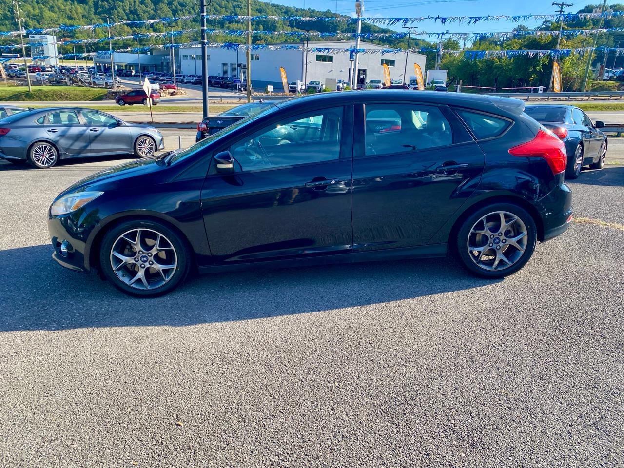 Ford Focus 5dr HB SE 2014