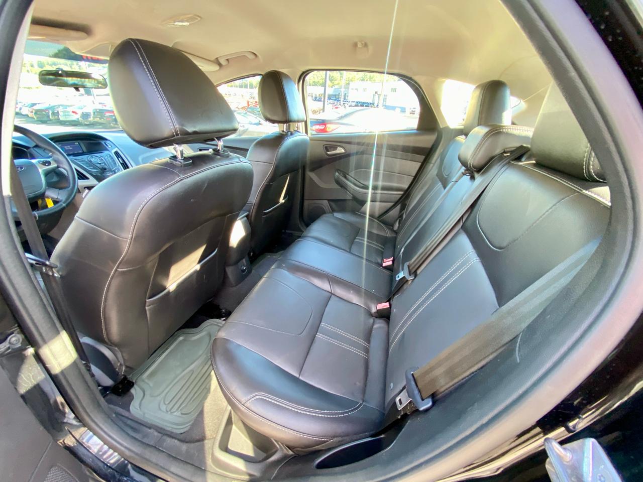Ford Focus 5dr HB SE 2014