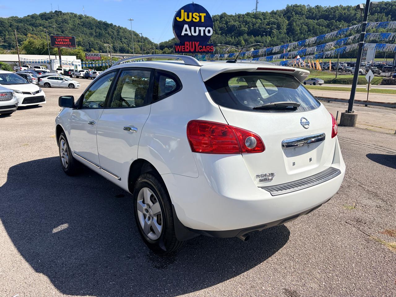 Nissan Rogue Select FWD 4dr S 2015