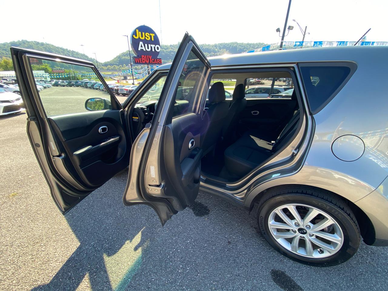 Kia Soul + Auto 2017