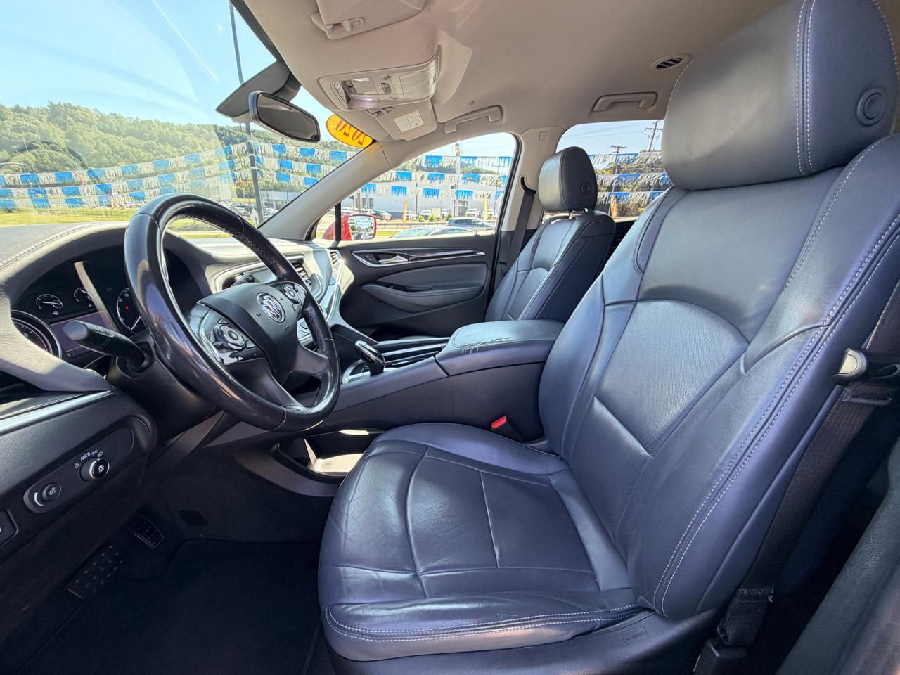 Buick Enclave photo 12