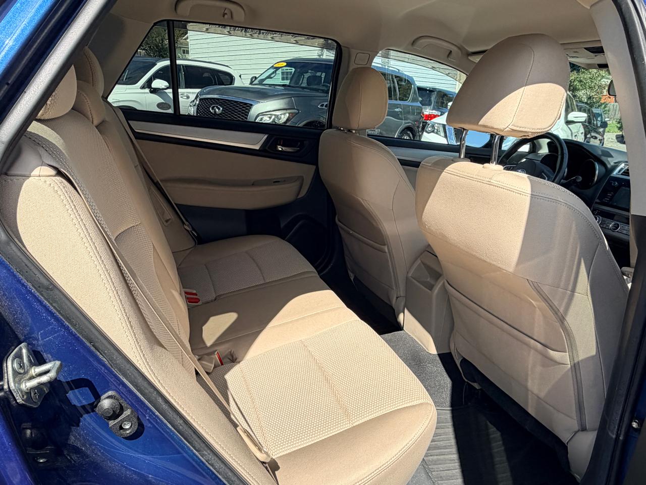Subaru Outback photo 8