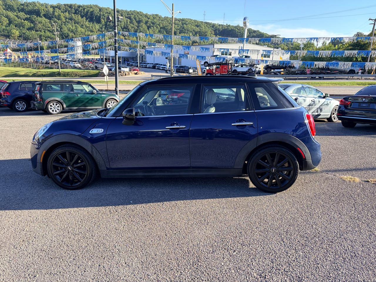 MINI Hardtop 4 Door Cooper S FWD 2017