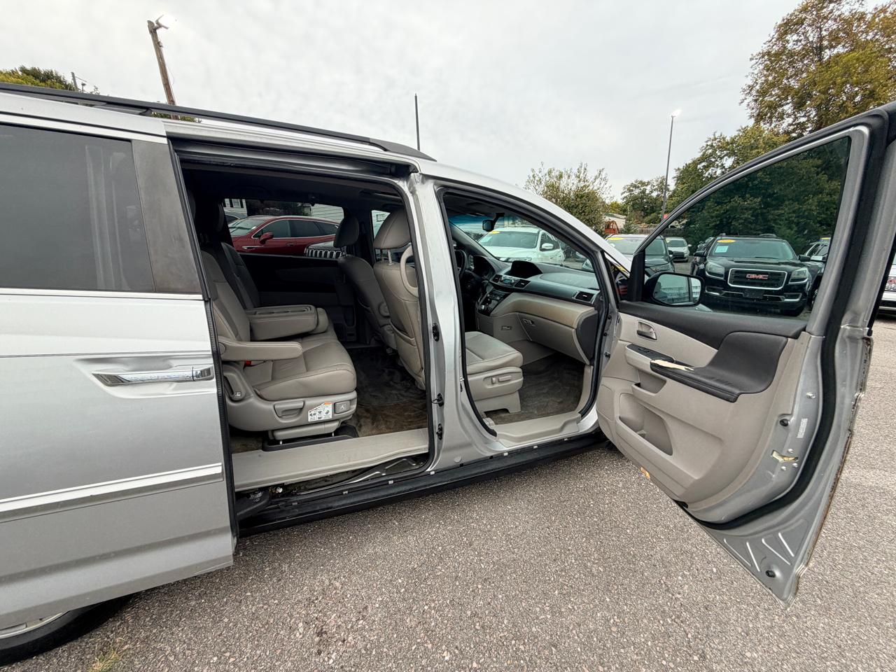 Honda Odyssey 5dr EX-L 2011