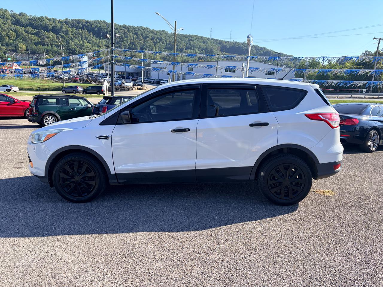 Ford Escape FWD 4dr S 2016