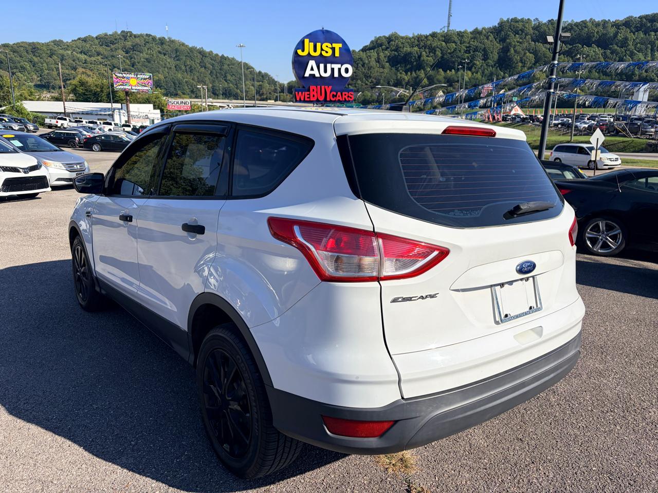 Ford Escape FWD 4dr S 2016
