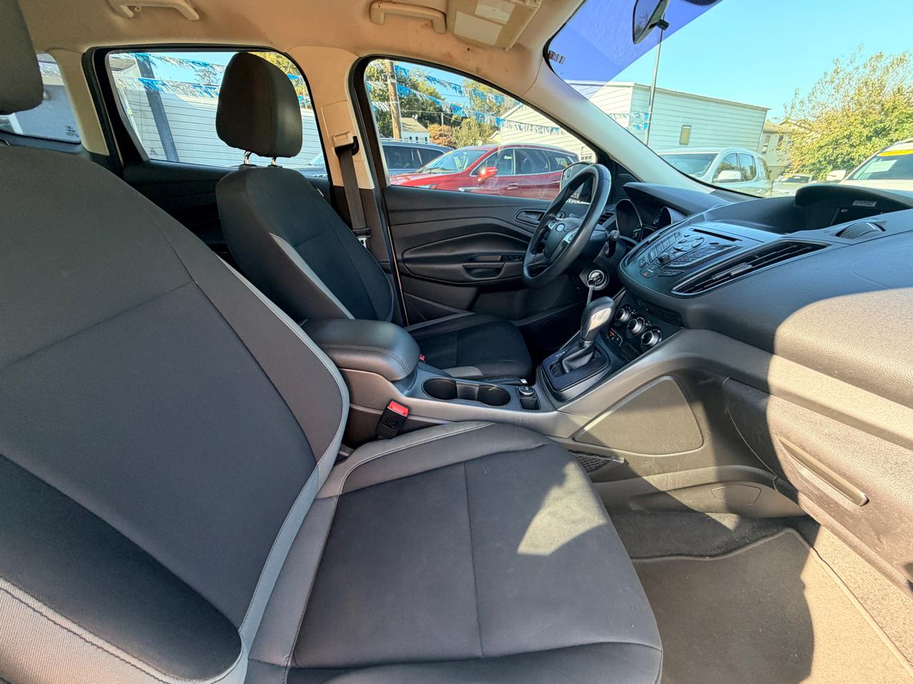 Ford Escape FWD 4dr S 2016