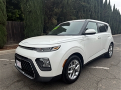 2022 Kia Soul  2022 Kia Soul