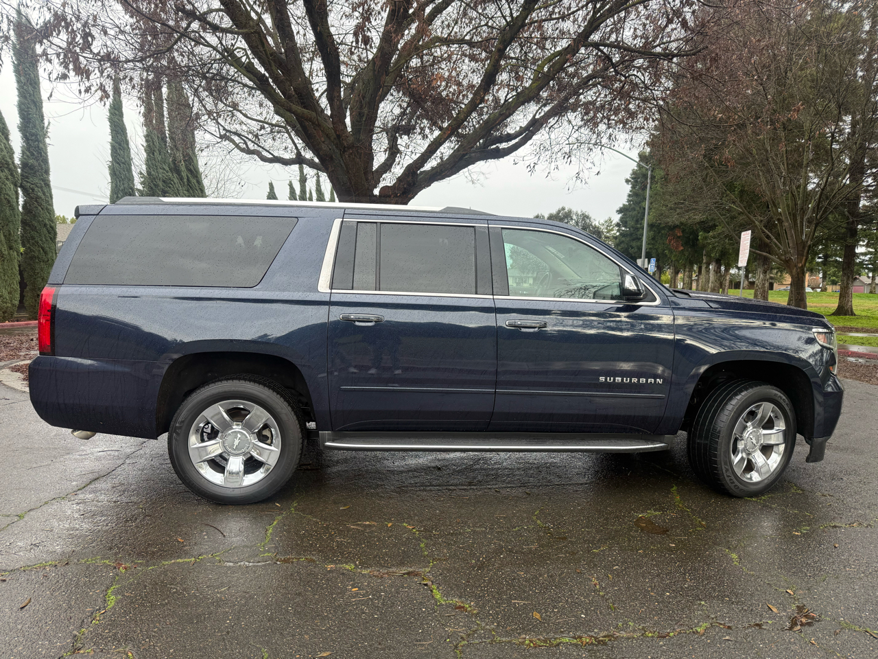 Chevrolet Suburban Premier 2WD 2017