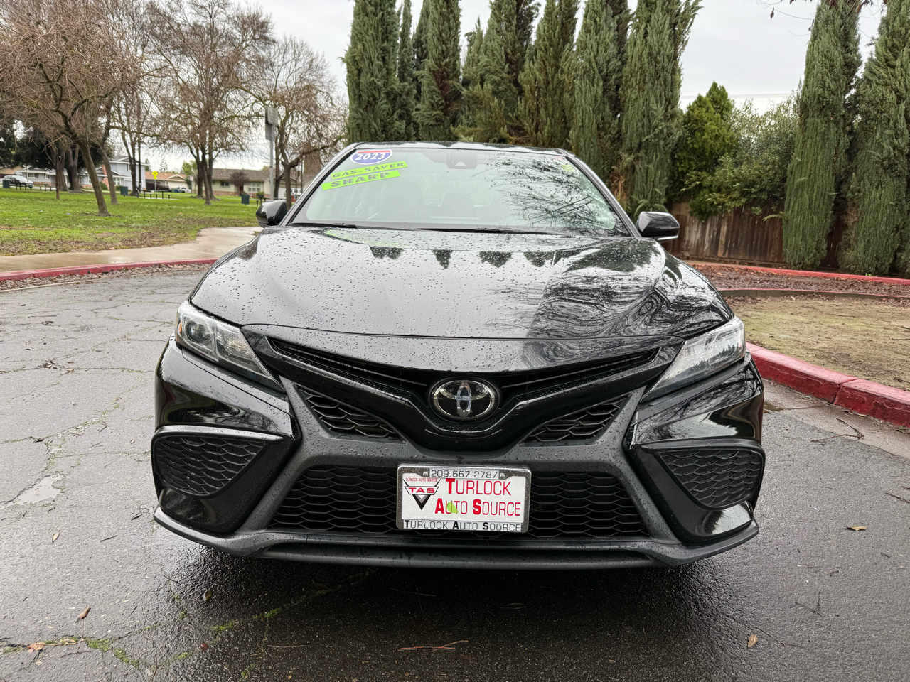 Toyota Camry SE 2023