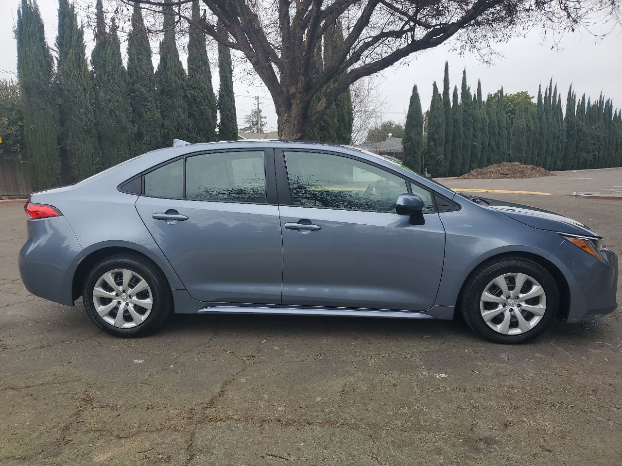 Toyota Corolla LE 2024