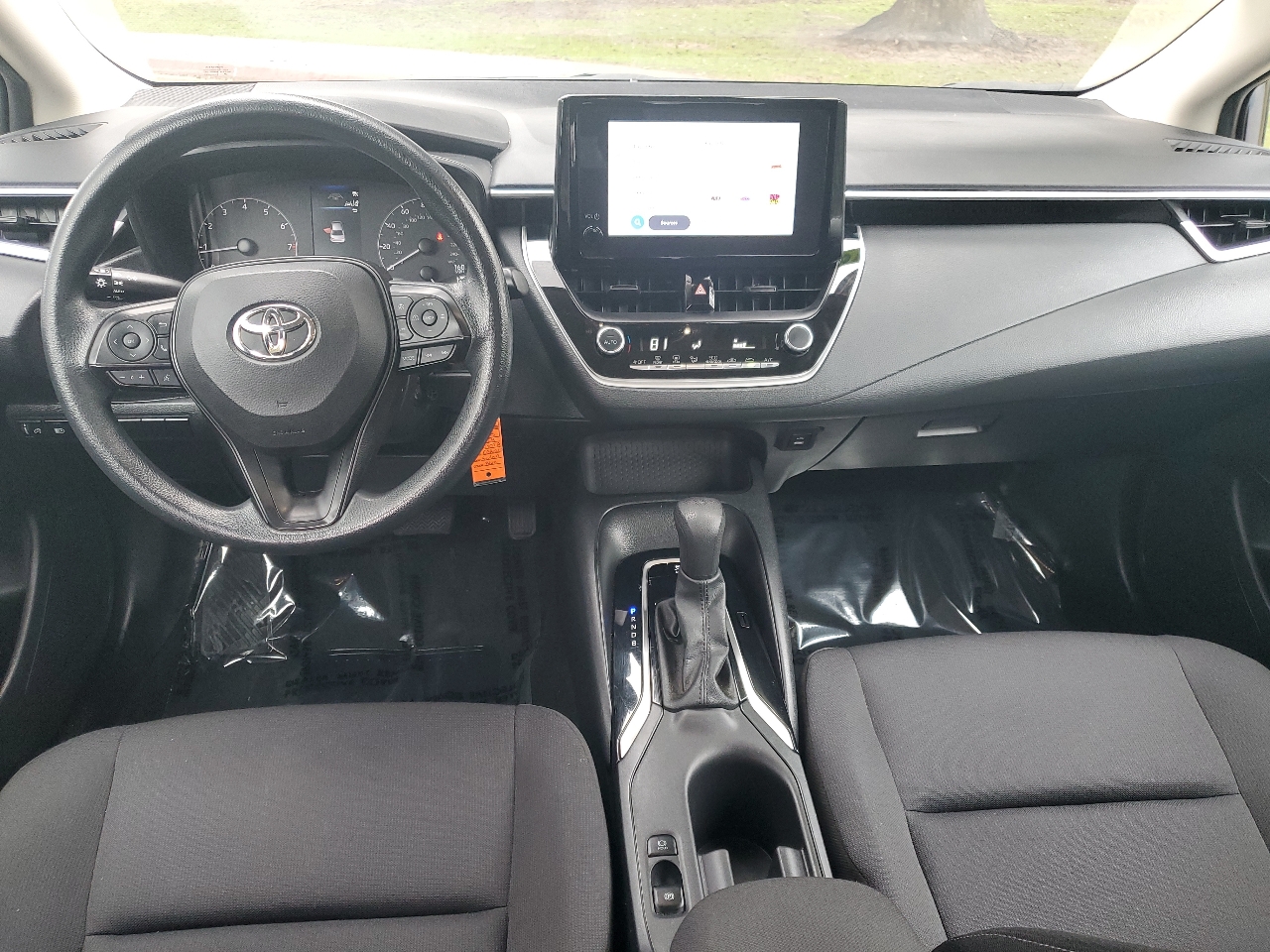 Toyota Corolla LE 2024