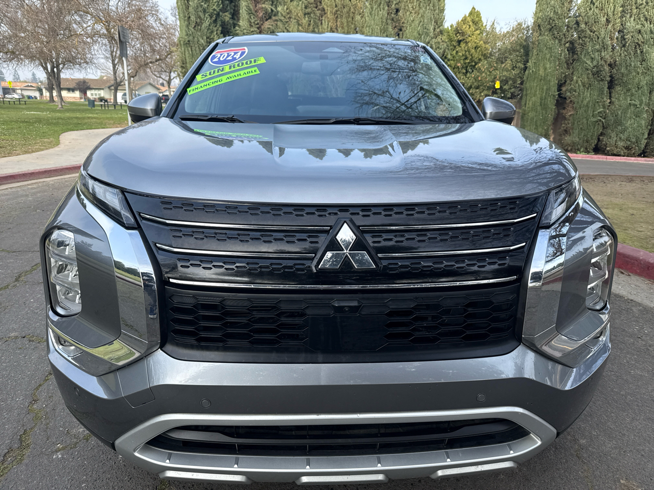 Mitsubishi Outlander SE 2WD 2024