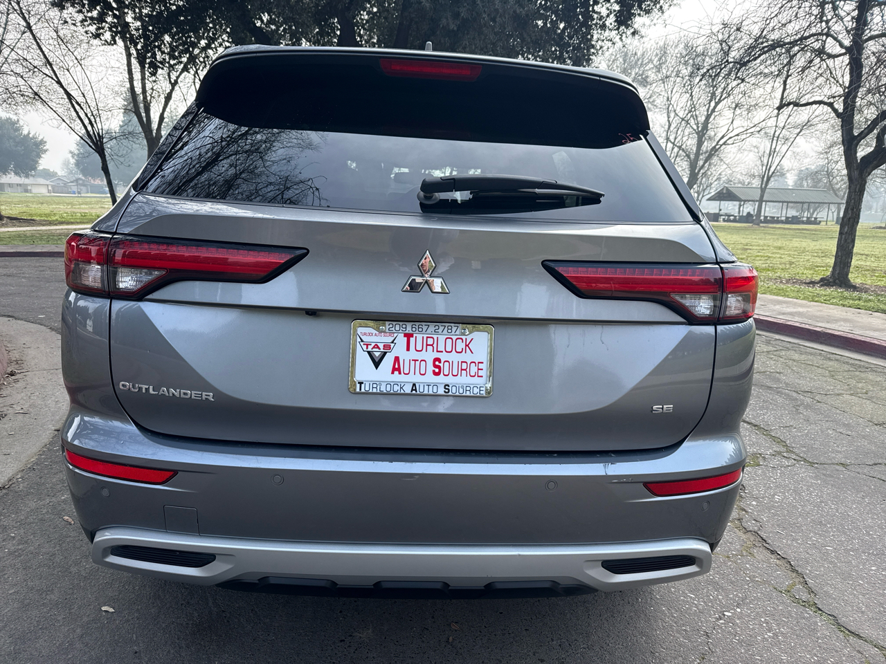 Mitsubishi Outlander SE 2WD 2024