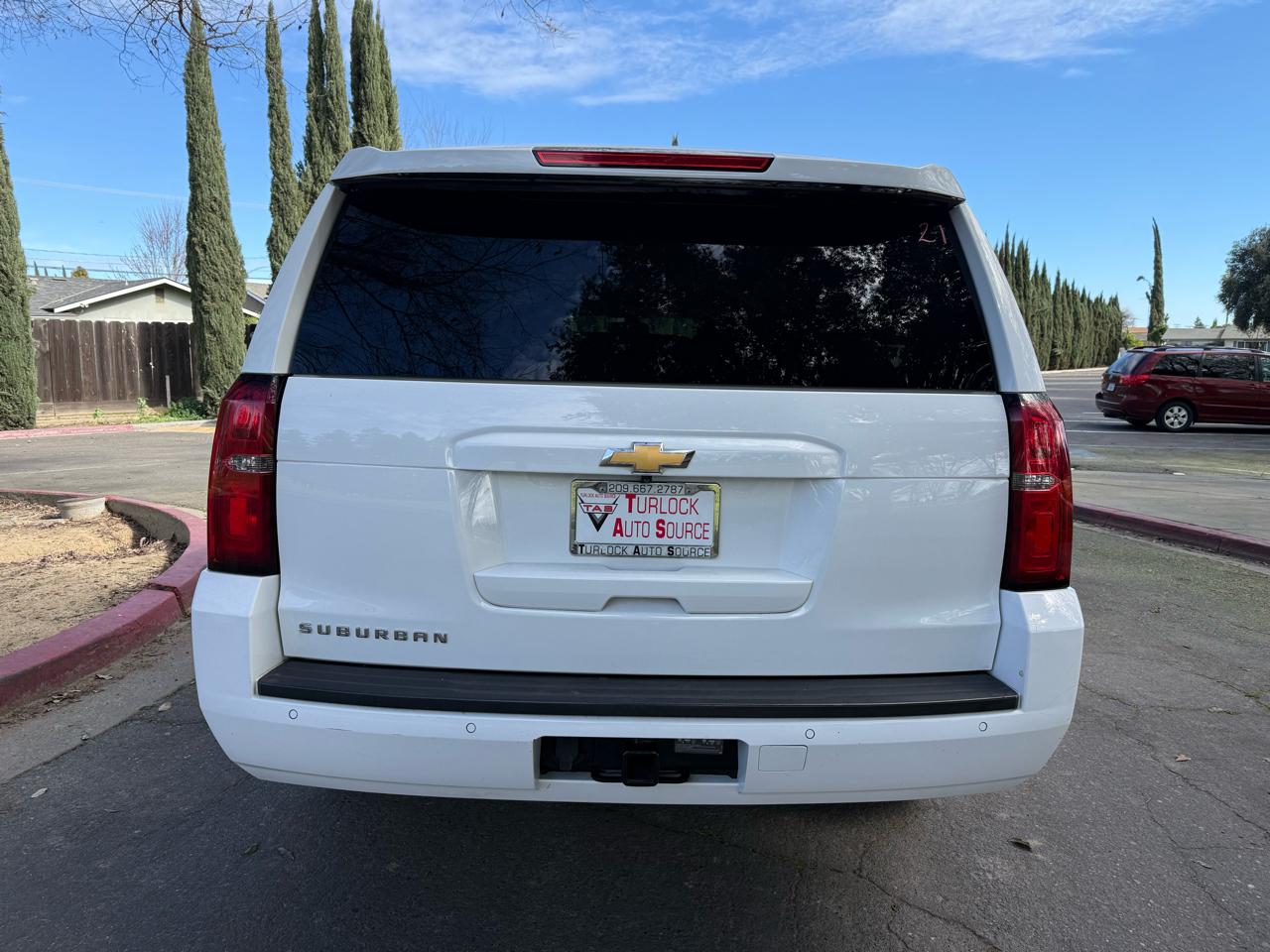 Chevrolet Suburban LS 2WD 2018