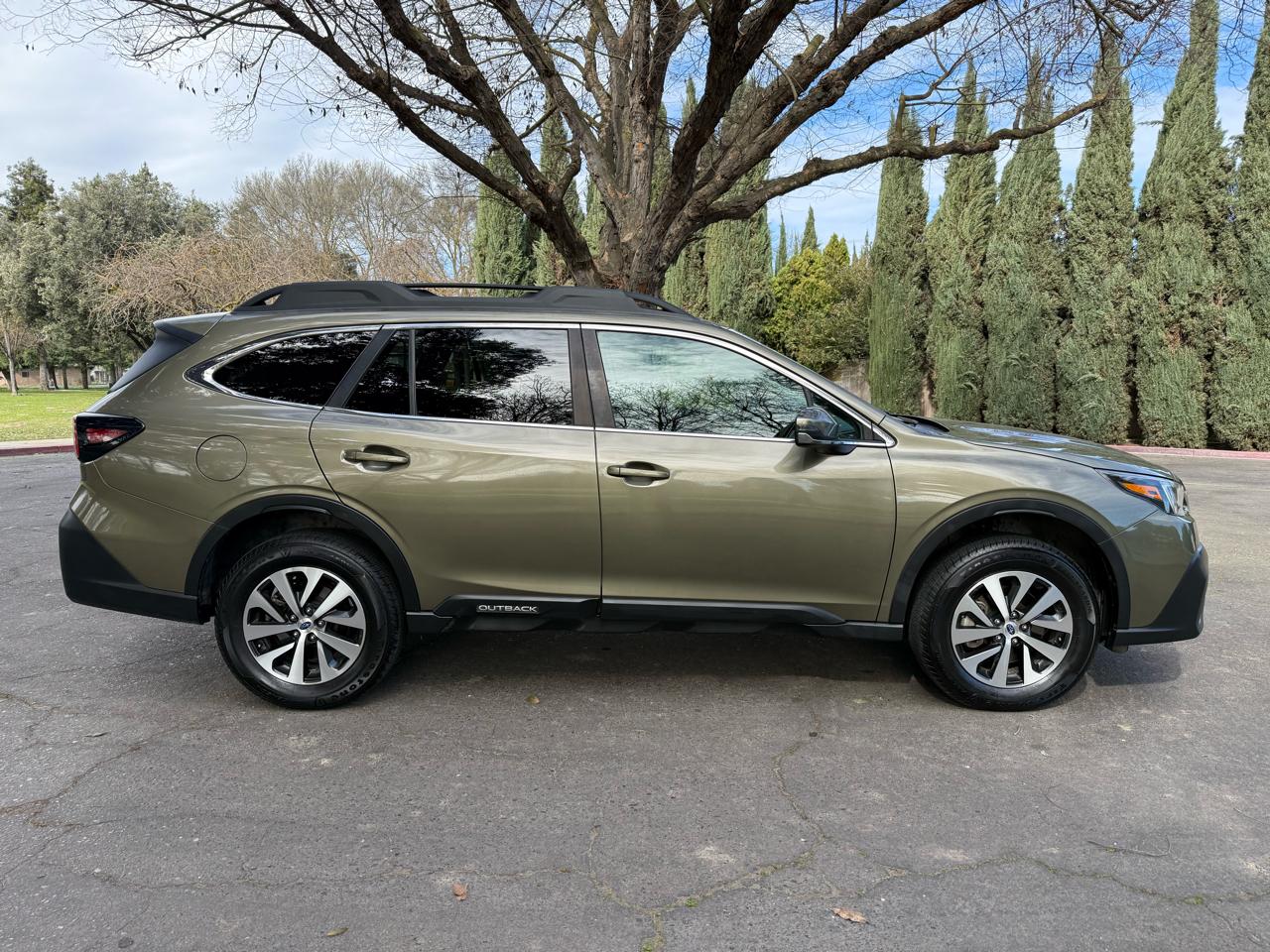 Subaru Outback Premium 2022