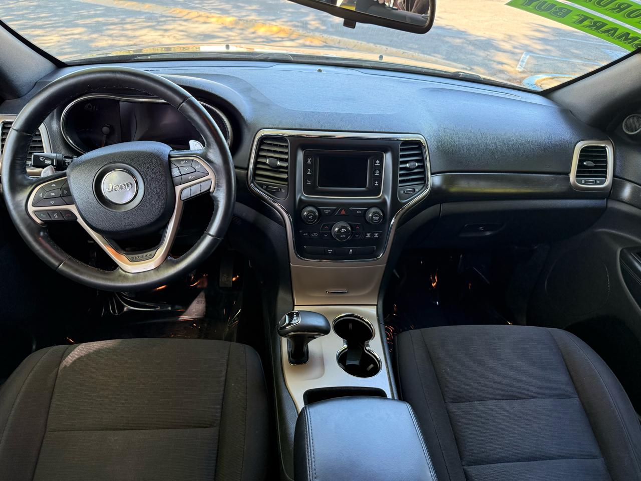 Jeep Grand Cherokee Laredo 2WD 2015