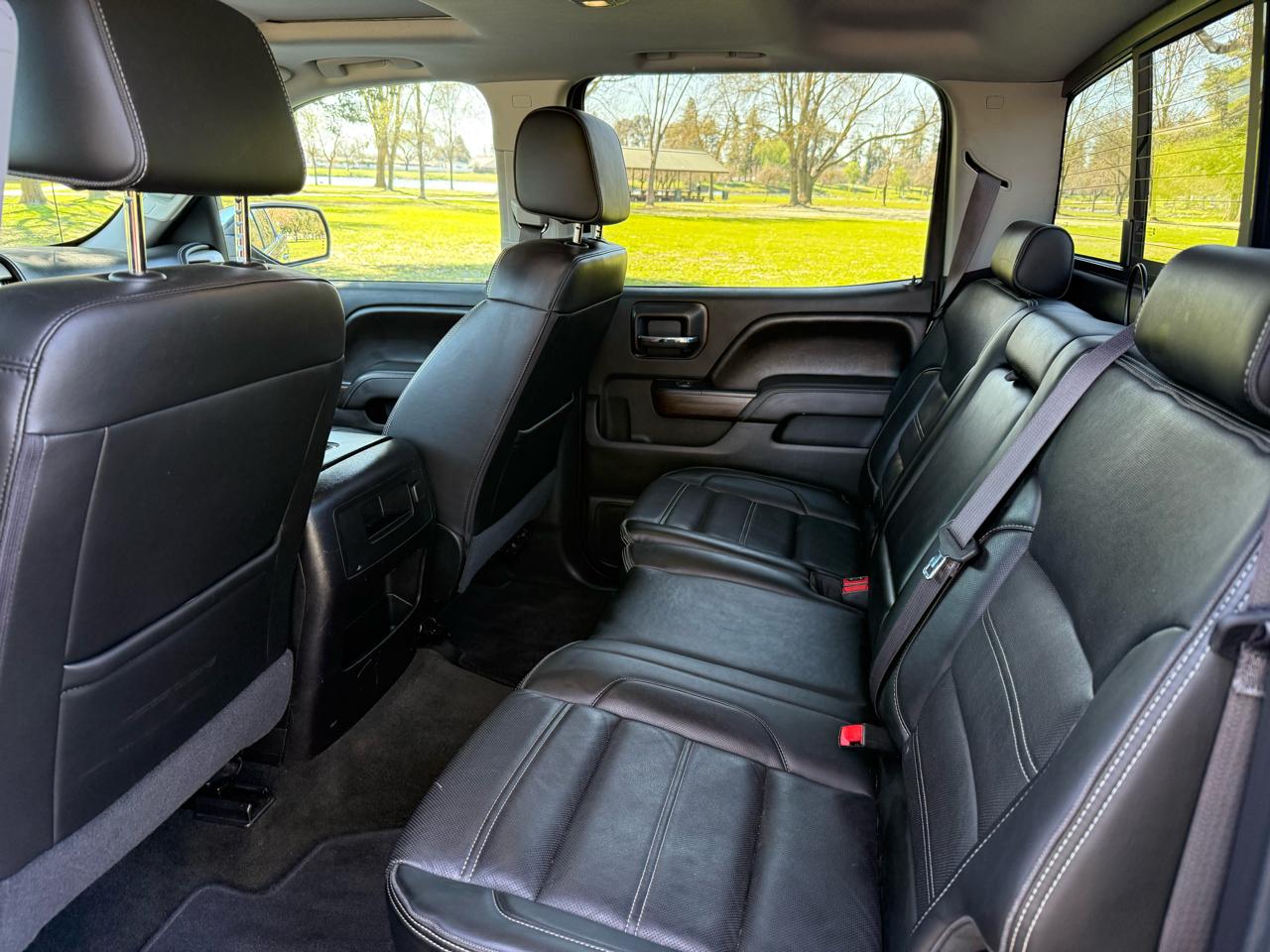 GMC Sierra 1500 Denali Crew Cab Short Box 4WD 2017