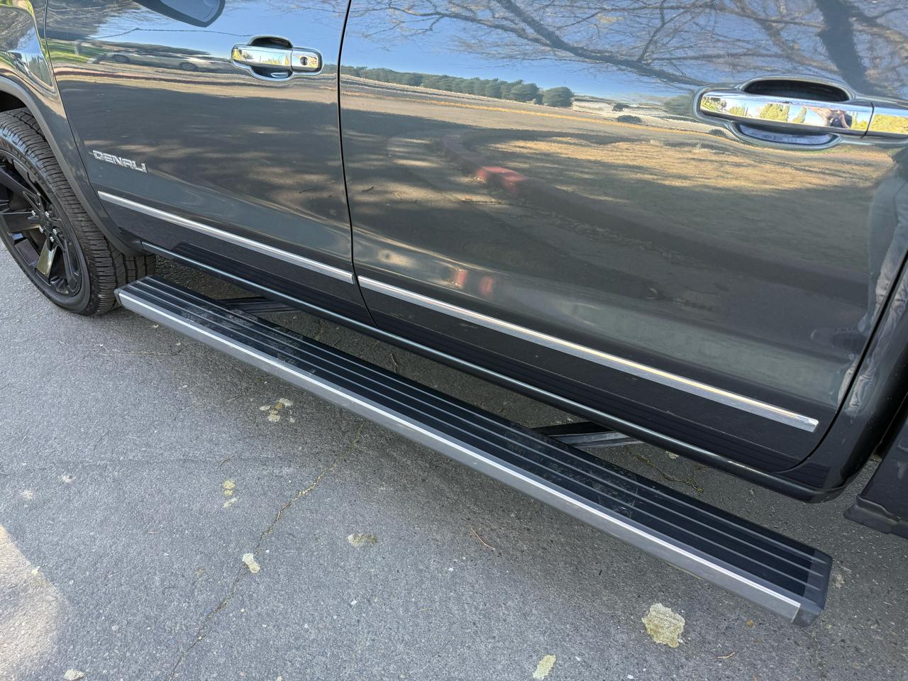 GMC Sierra 1500 Denali Crew Cab Short Box 4WD 2017