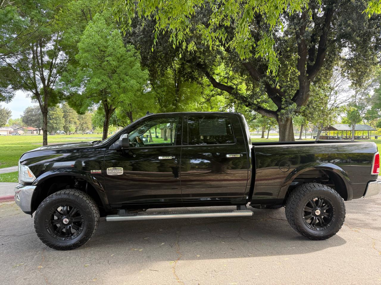 RAM 2500 Longhorn Crew Cab SWB 4WD 2014