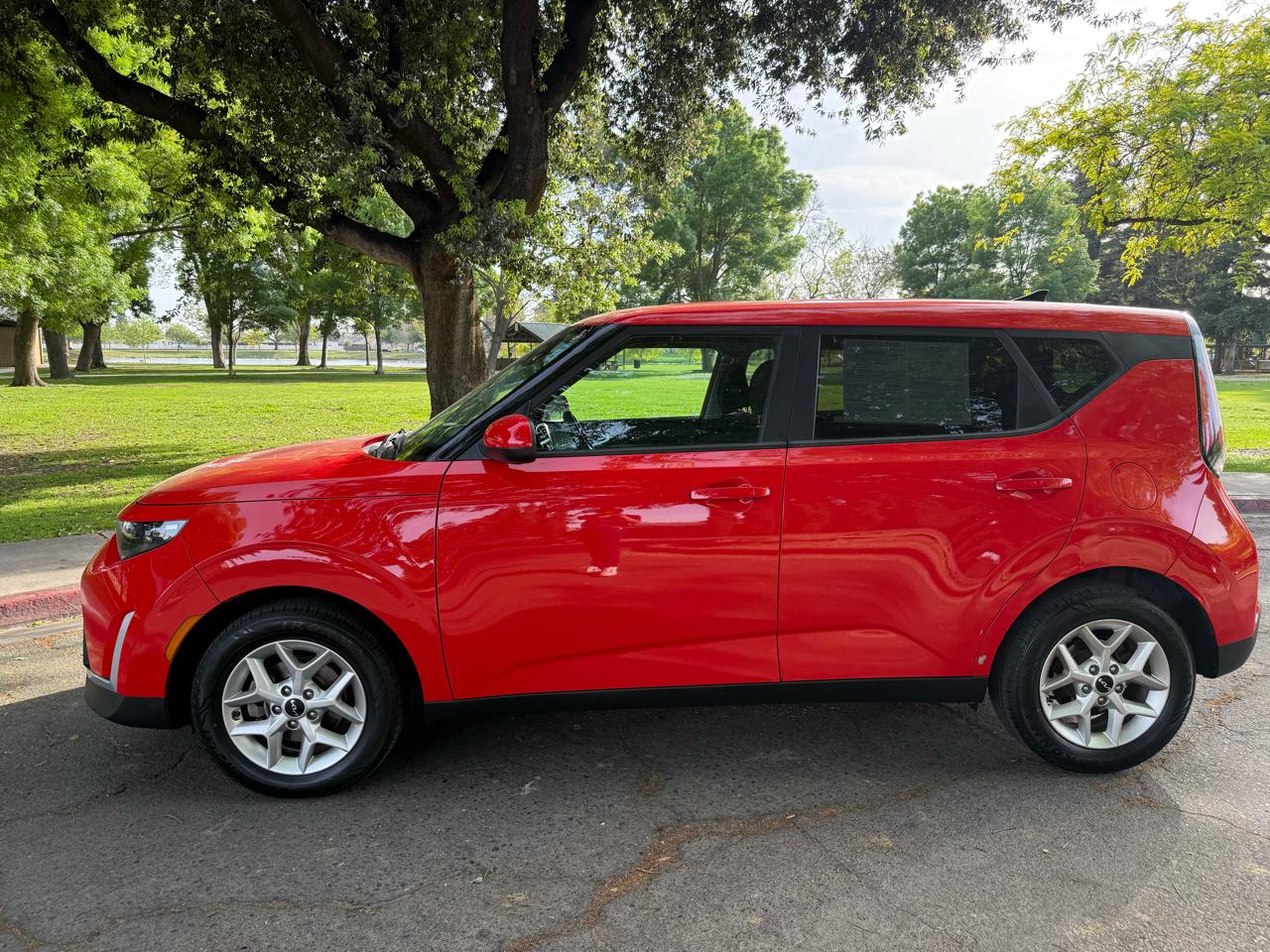 Kia Soul LX CVT 2023
