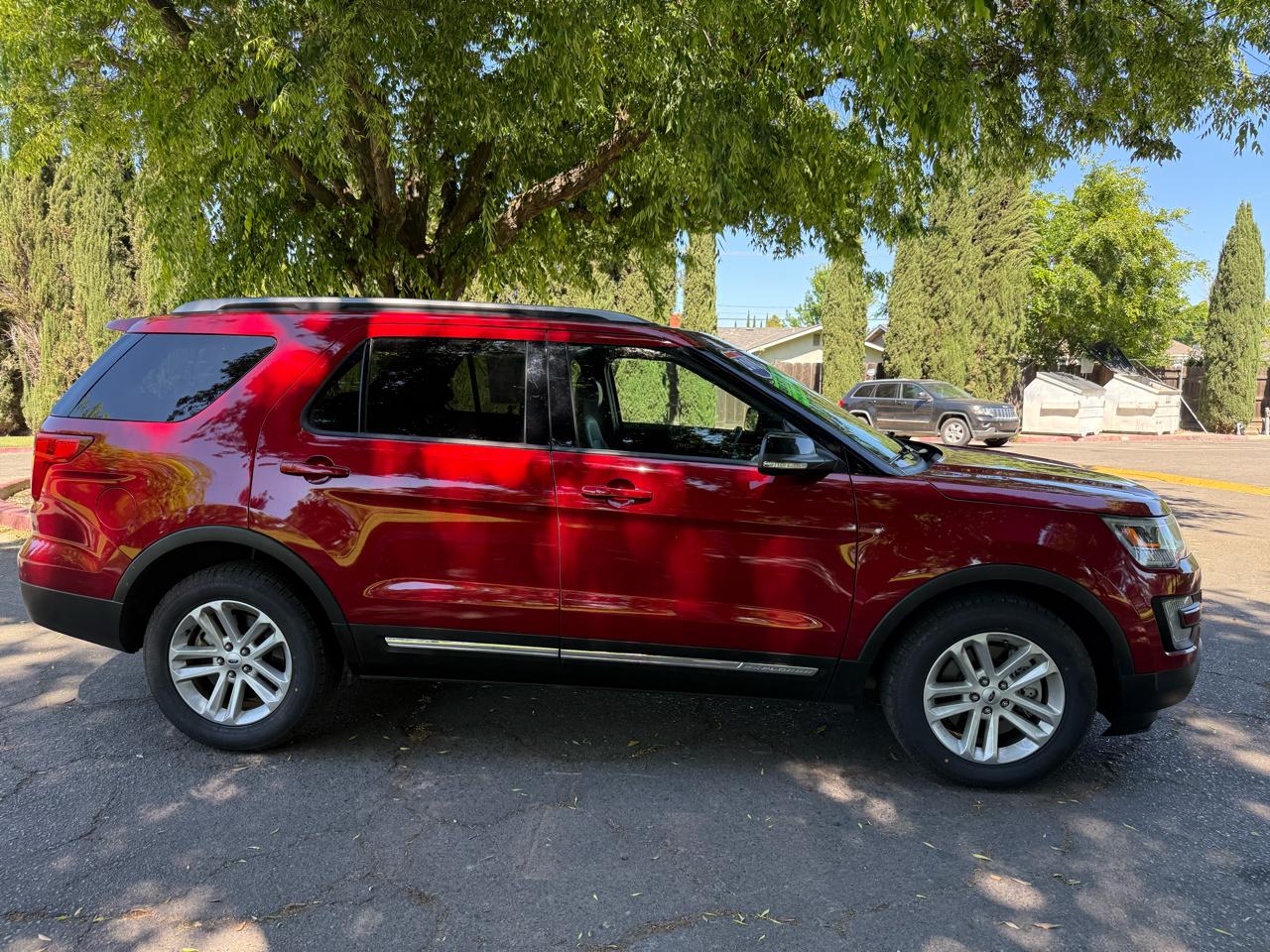 Ford Explorer XLT FWD 2016