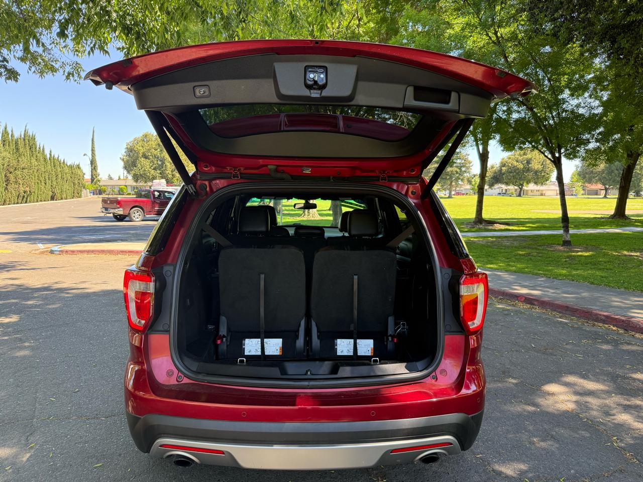 Ford Explorer XLT FWD 2016