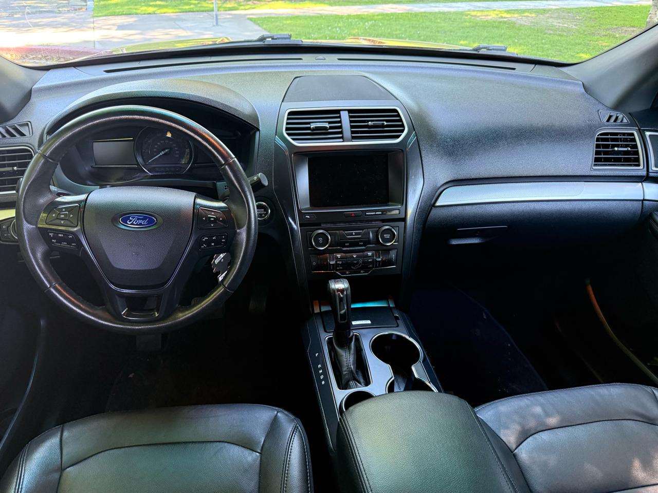 Ford Explorer XLT FWD 2016