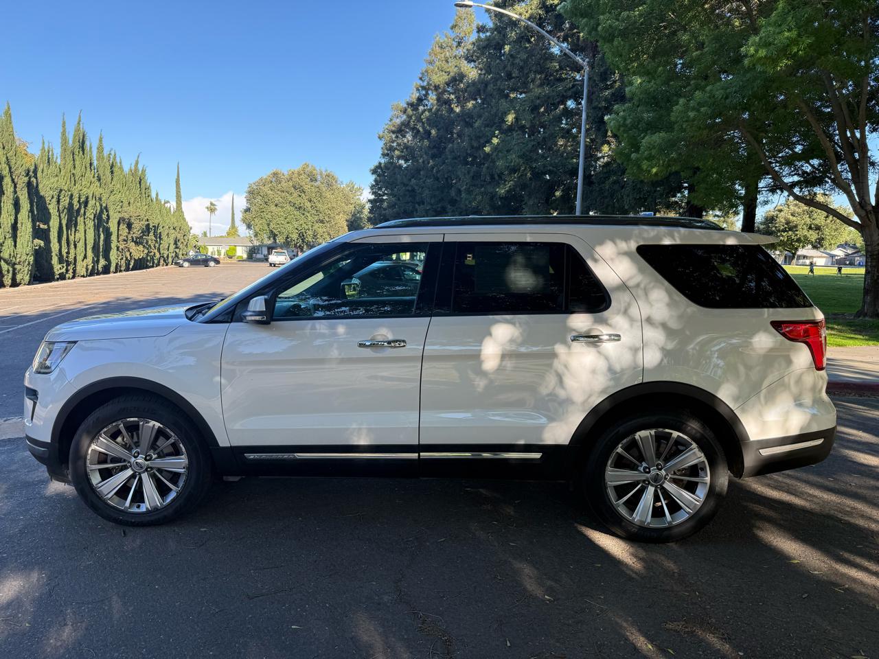 Ford Explorer Limited FWD 2019