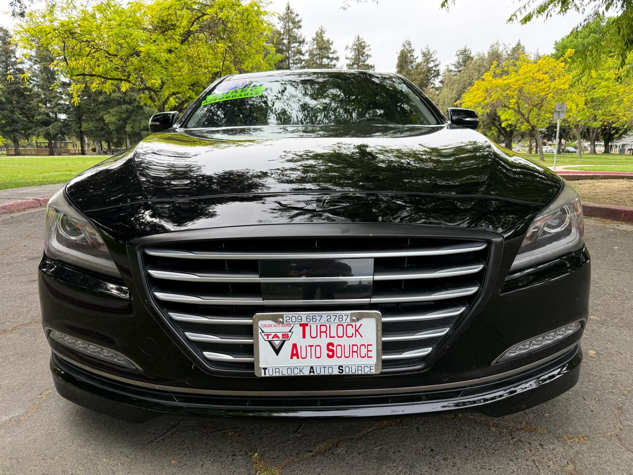 Hyundai Genesis 5.0L RWD 2015