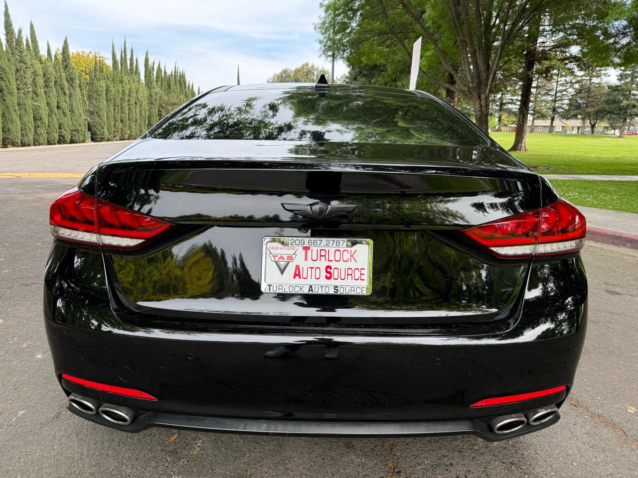 Hyundai Genesis 5.0L RWD 2015