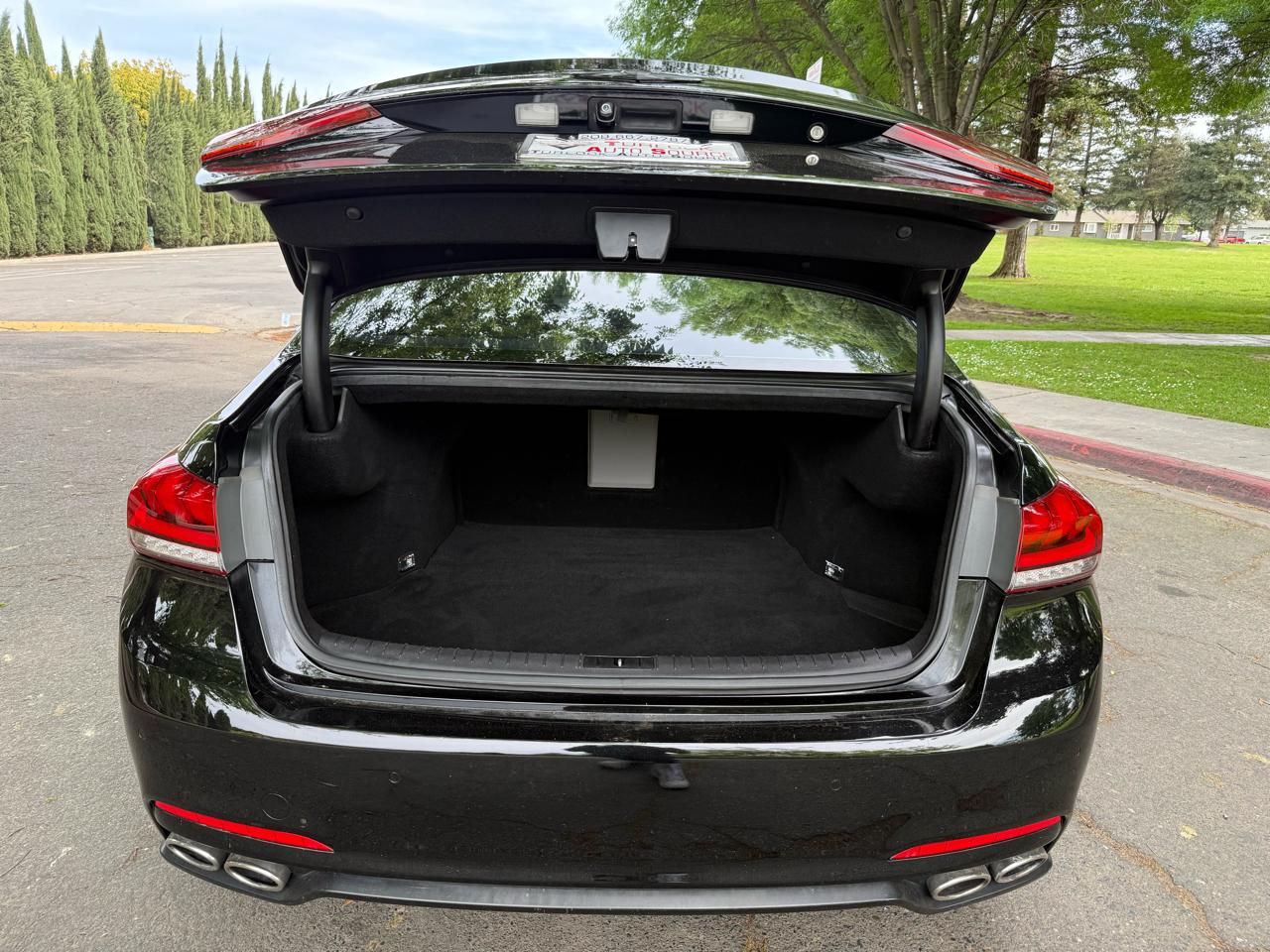 Hyundai Genesis 5.0L RWD 2015