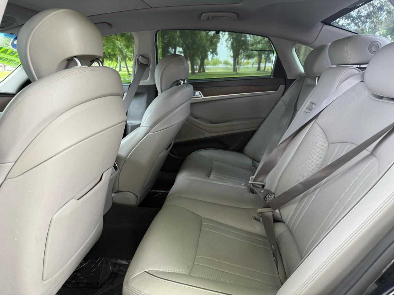 Hyundai Genesis 5.0L RWD 2015