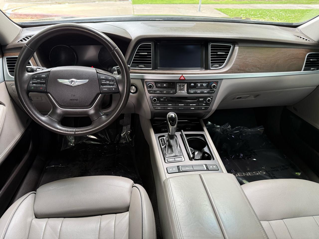 Hyundai Genesis 5.0L RWD 2015