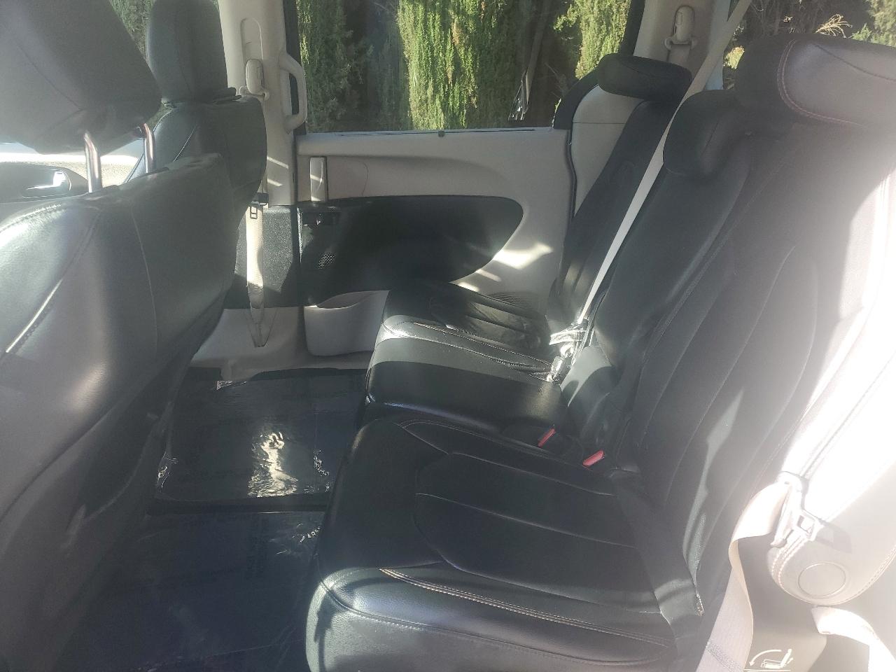 Chrysler Pacifica Touring-L 2017