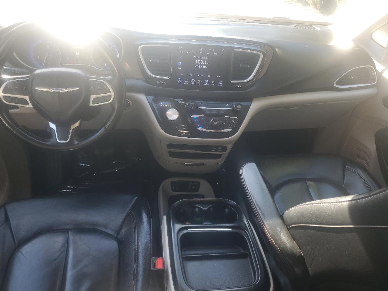 Chrysler Pacifica Touring-L 2017