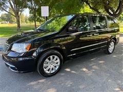 2015 Chrysler Town & Country 