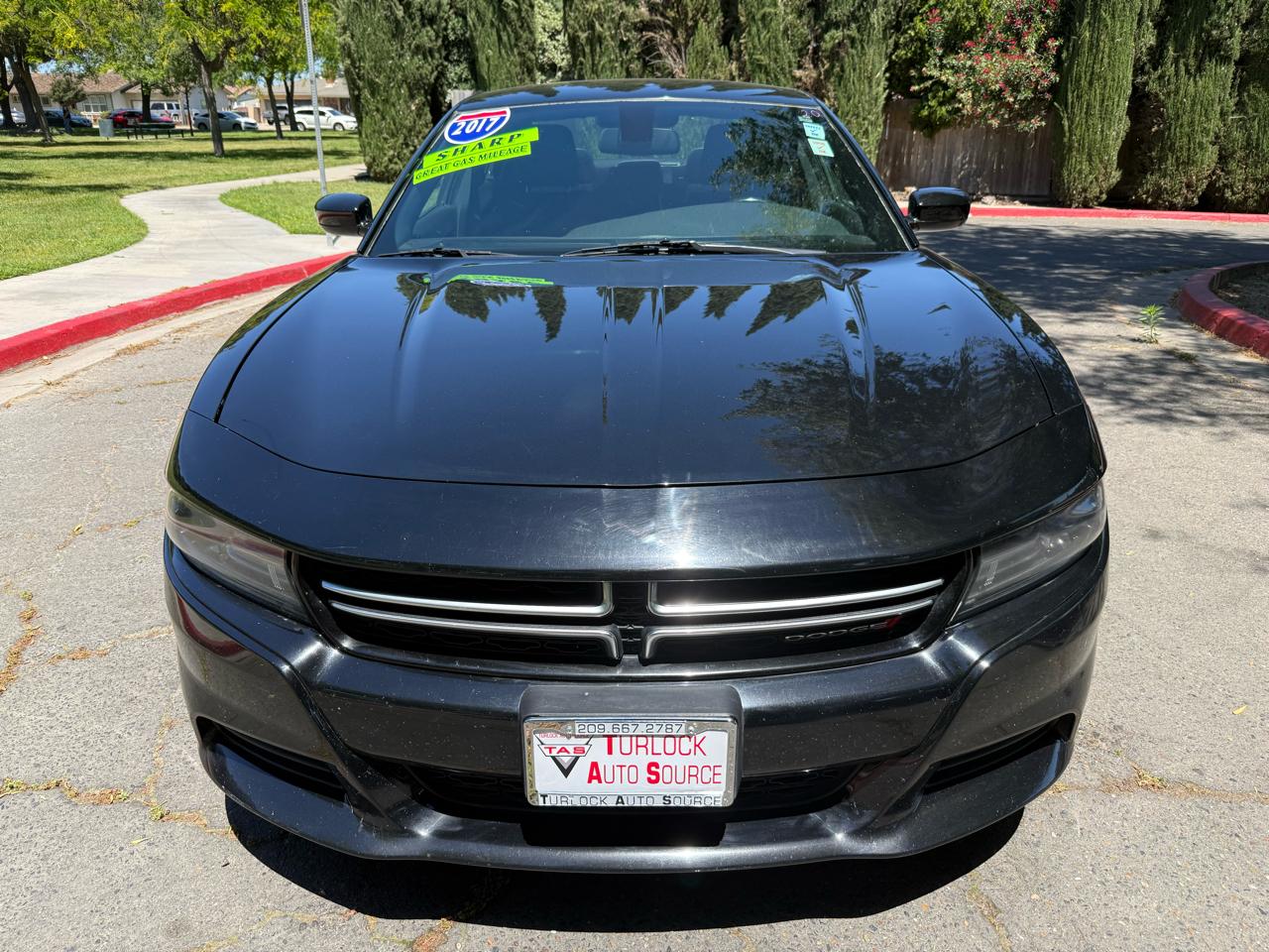 Dodge Charger SE 2017