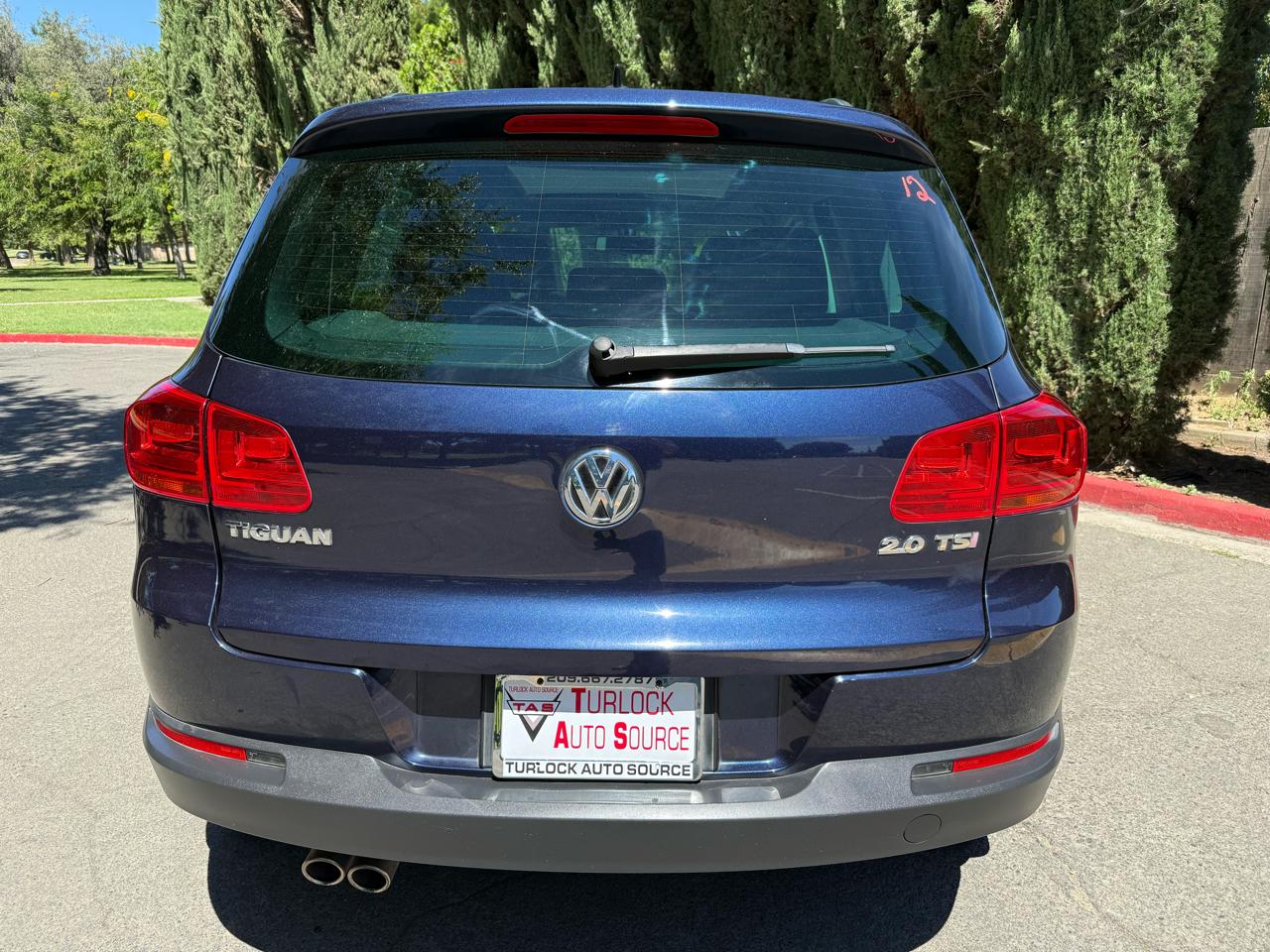 Volkswagen Tiguan S 2012